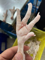 CHICKEN FEET_VAG