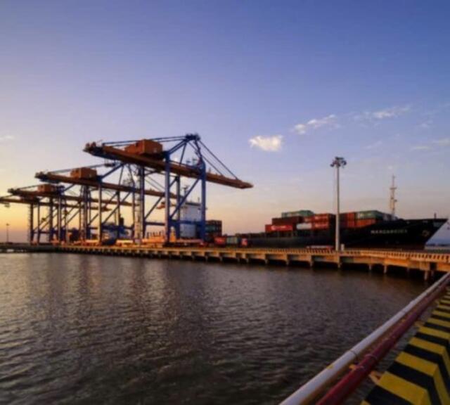 Full-Service Logistics