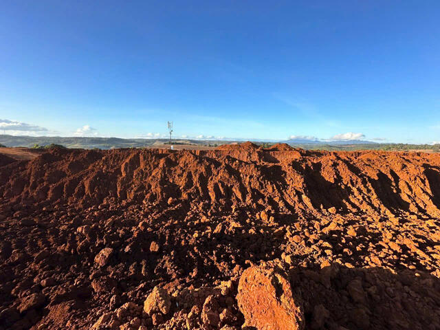 Raw Bauxite Ore