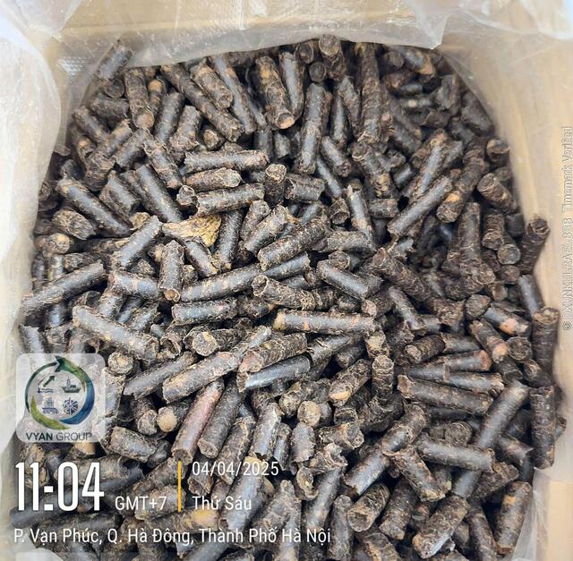 Cashew shell pellets