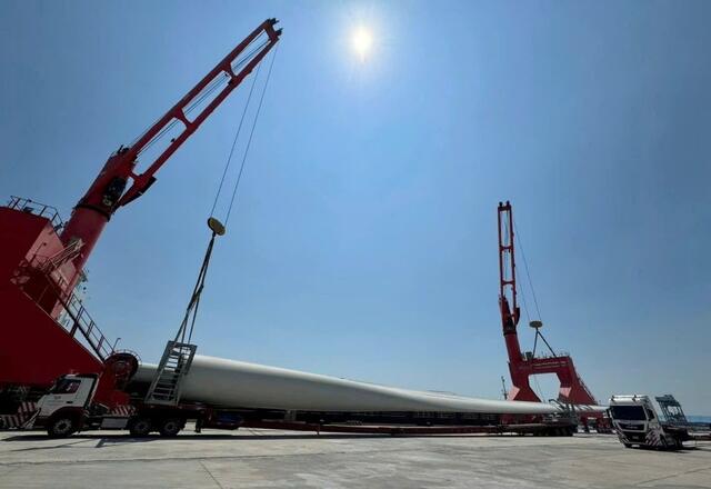 Full - Wind Power Logistics
