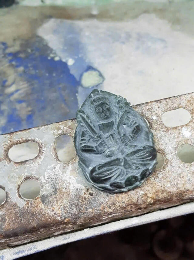 Black Green Jadeite