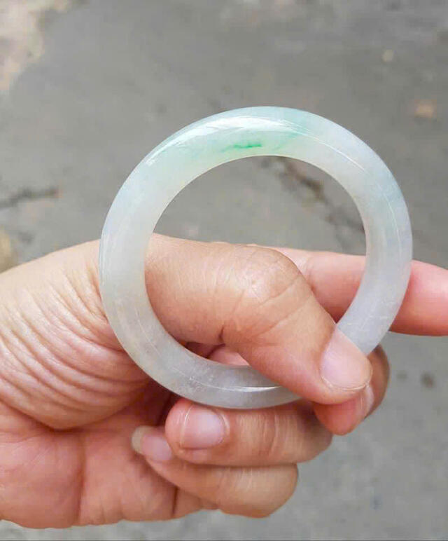 ICE JADEITE