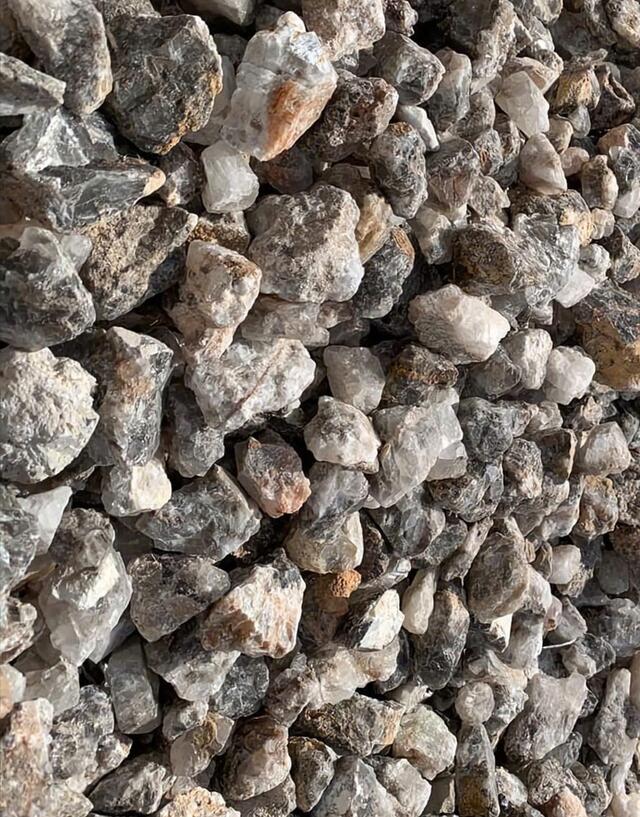 FLUORITE STONE 83%
